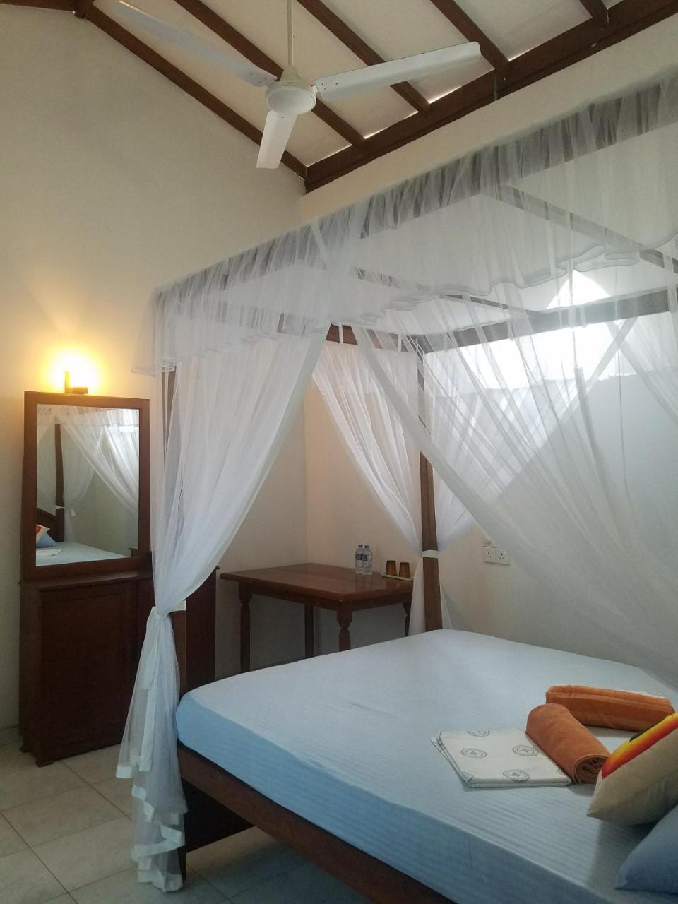 Mermaid Inn Mirissa Ngoại thất bức ảnh