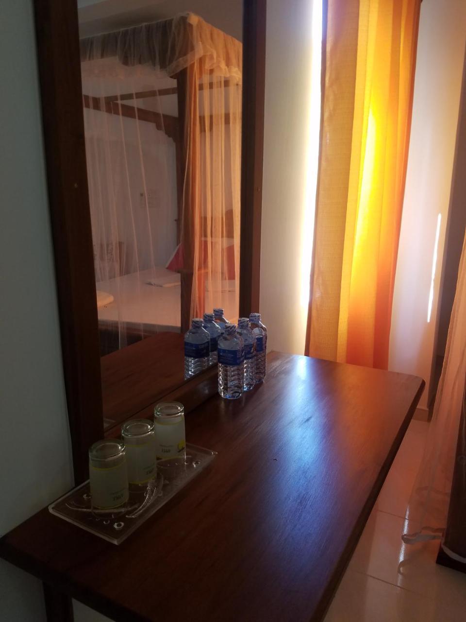 Mermaid Inn Mirissa Ngoại thất bức ảnh